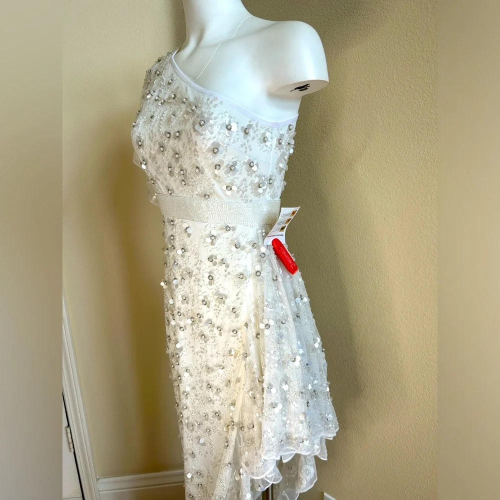 Mac Duggal NWT 4 One Shoulder Embellished High Low Asymmetric Gown White - Picture 7 of 13